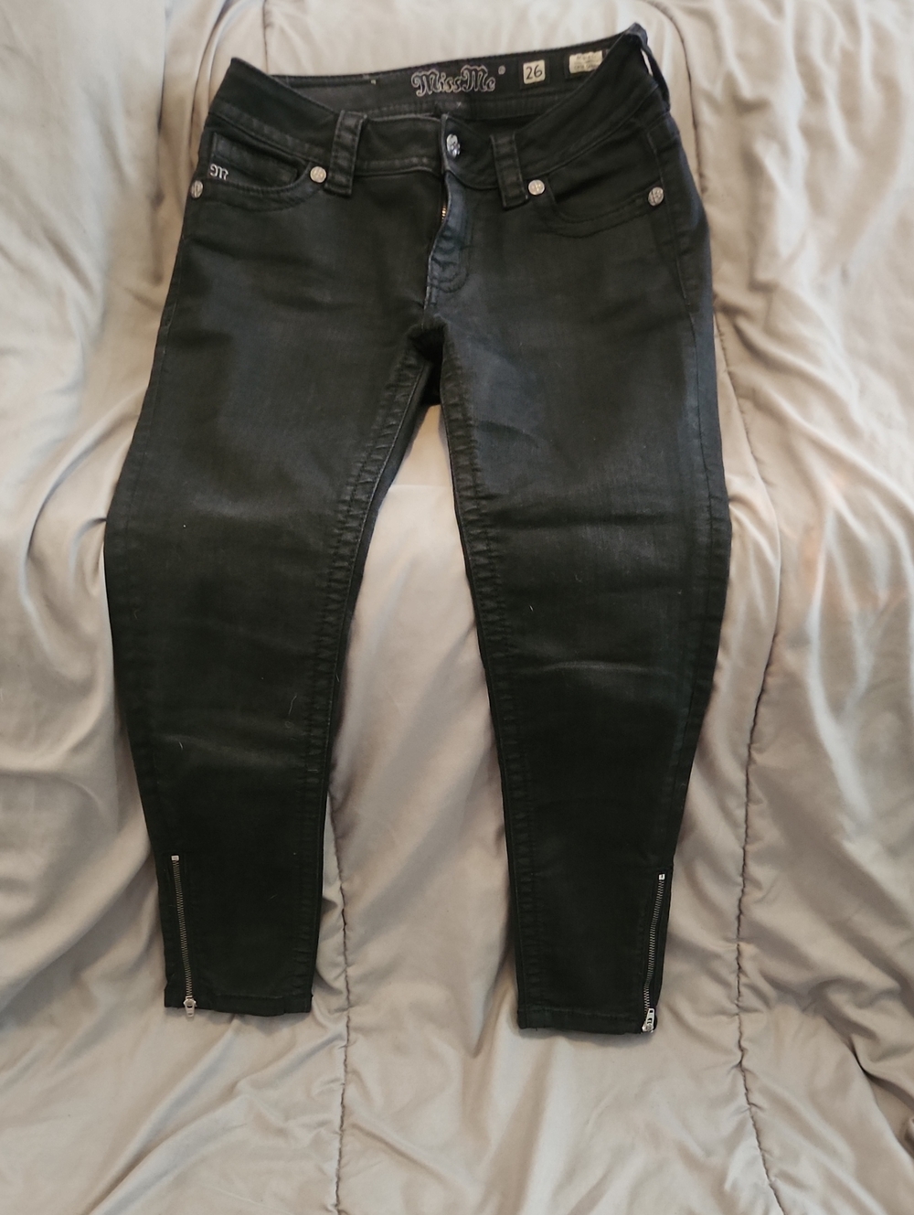 Miss Me Black Cropped Skinny Jeans with Ankle Zippers